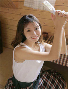 《火辣人妻 电影》