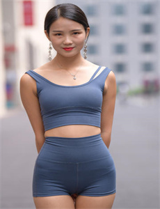 《女孩向前走》