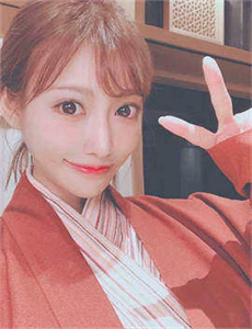 《欧美亲胸揉胸膜下刺激免费视频》