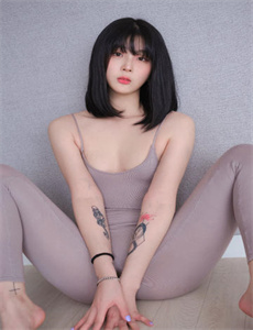 《麻花豆剧国产MV在线播放》